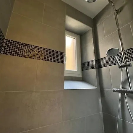 Neuf Proche Gare De Apartment